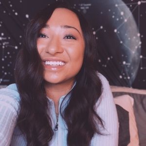 Meet your Posher, Ashlyn